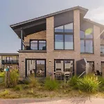 Vakantiehuis Reihe 7 *